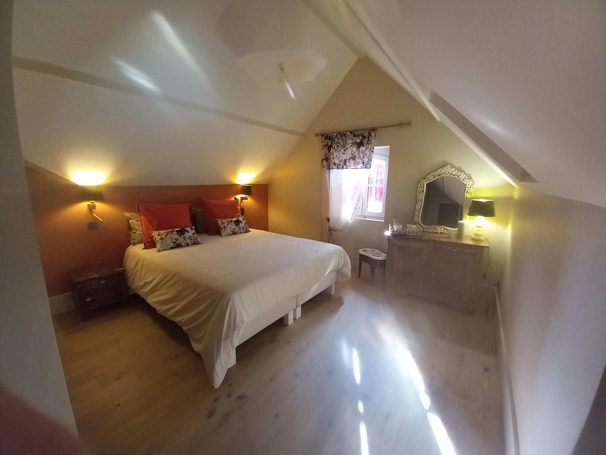 Les Palissieres - Chambres D'Hotes Mortagne-sur-Gironde Eksteriør bilde
